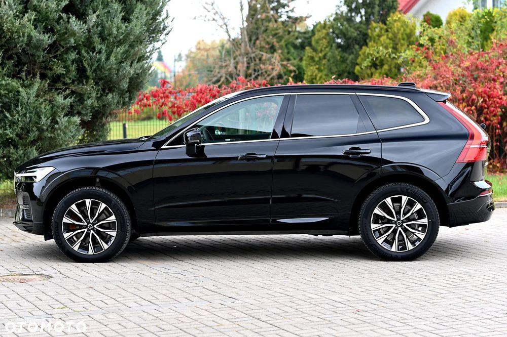 Volvo XC 60 B4 B Geartronic Momentum Pro - 11
