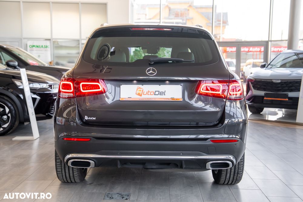 Mercedes-Benz GLC 300 de 4Matic 9G-TRONIC - 11