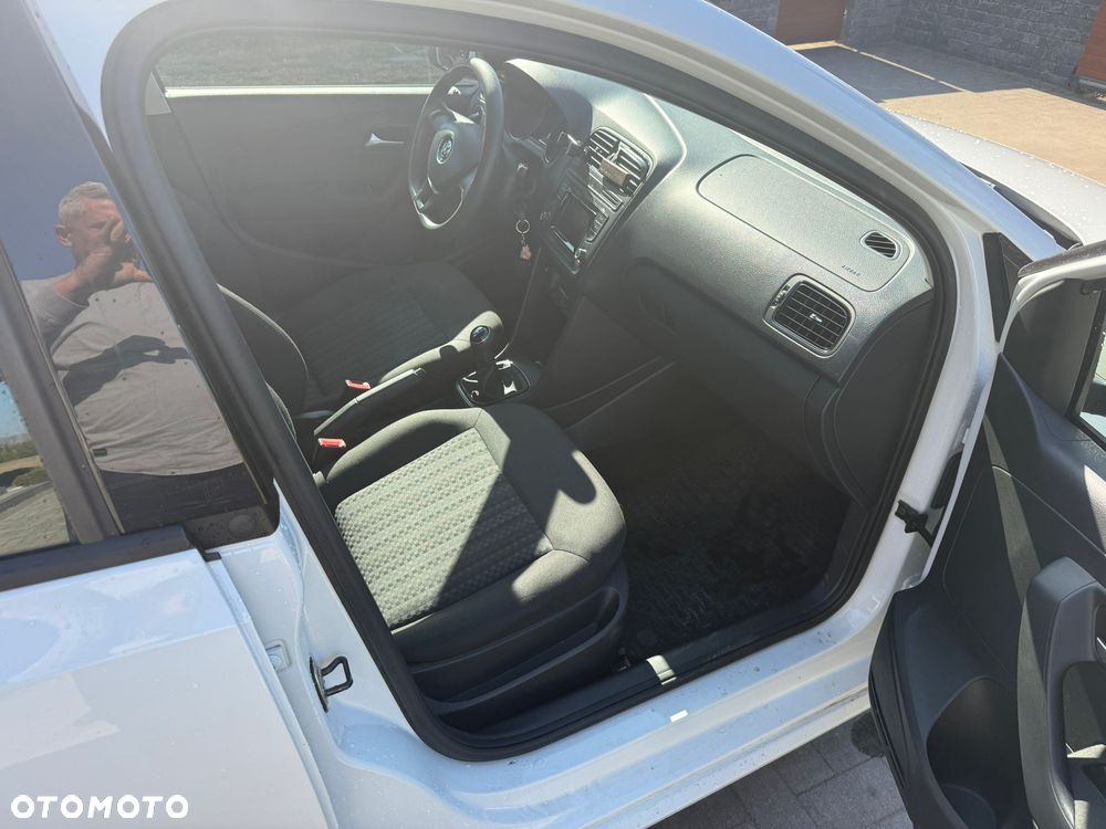Volkswagen Polo 1.0 Comfortline - 6
