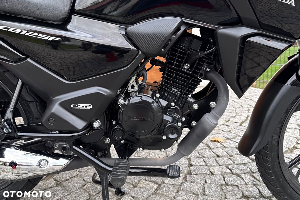 Honda CBF - 8