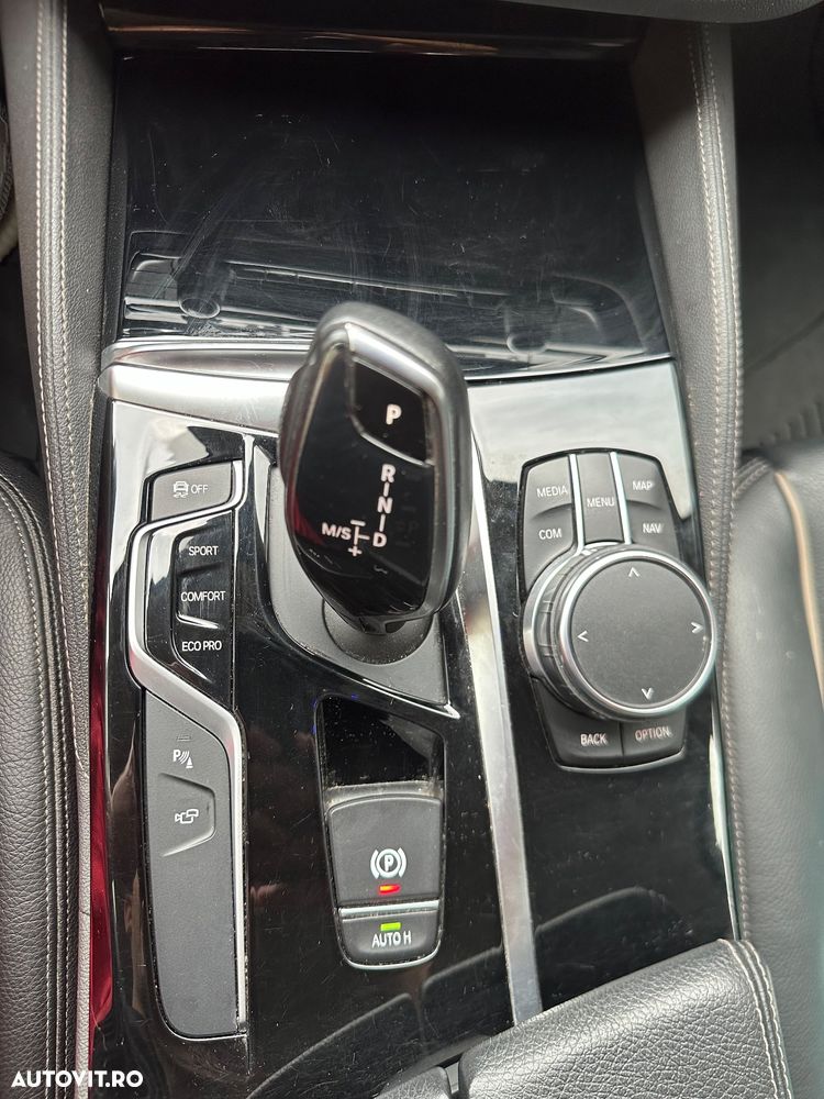 BMW Seria 5 520d xDrive Aut. Luxury Line - 19