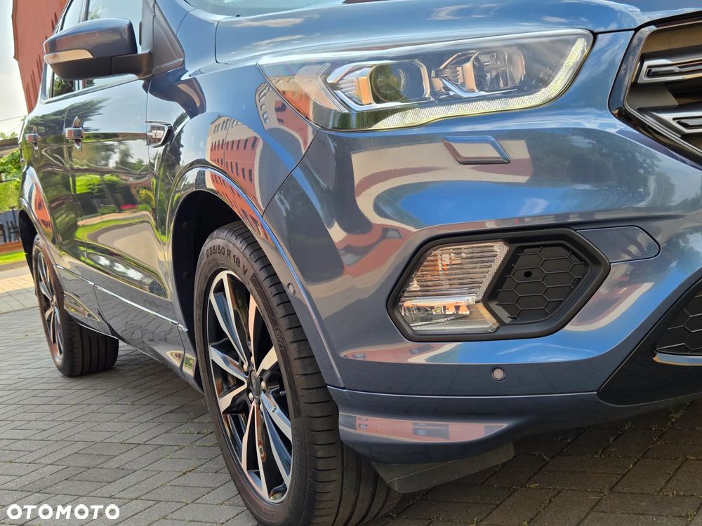 Ford Kuga 1.5 EcoBoost 2x4 ST-Line - 14