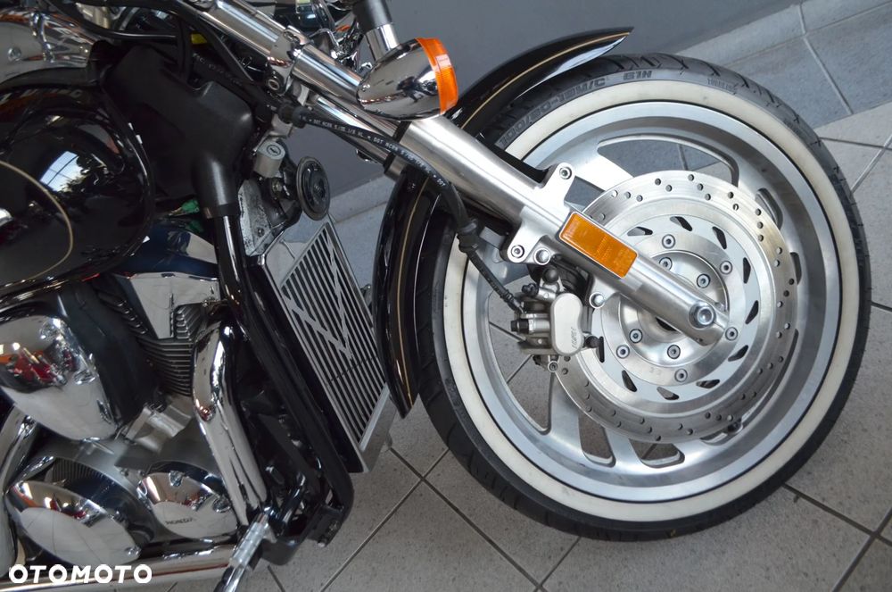 Honda VTX - 7