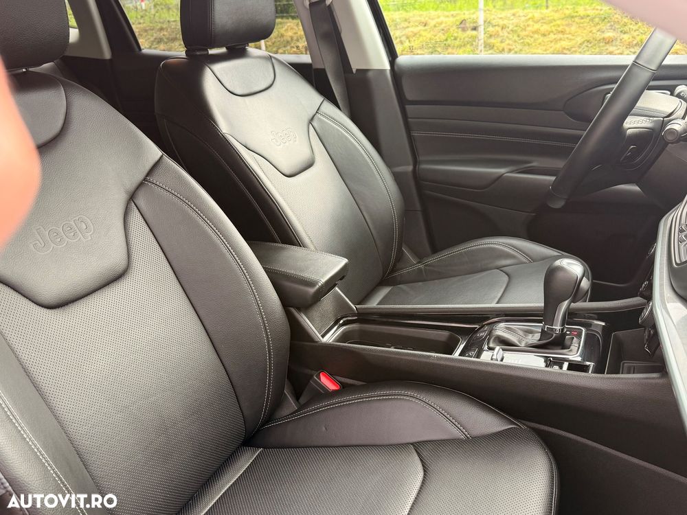 Jeep Compass 1.3T 4xe AT6 PHEV S - 36