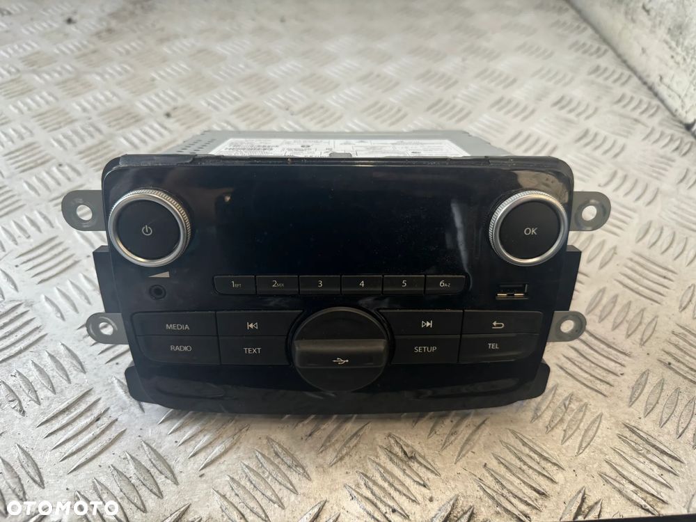 RADIO DACIA RENAULT CAPTUR 281156585R - 1