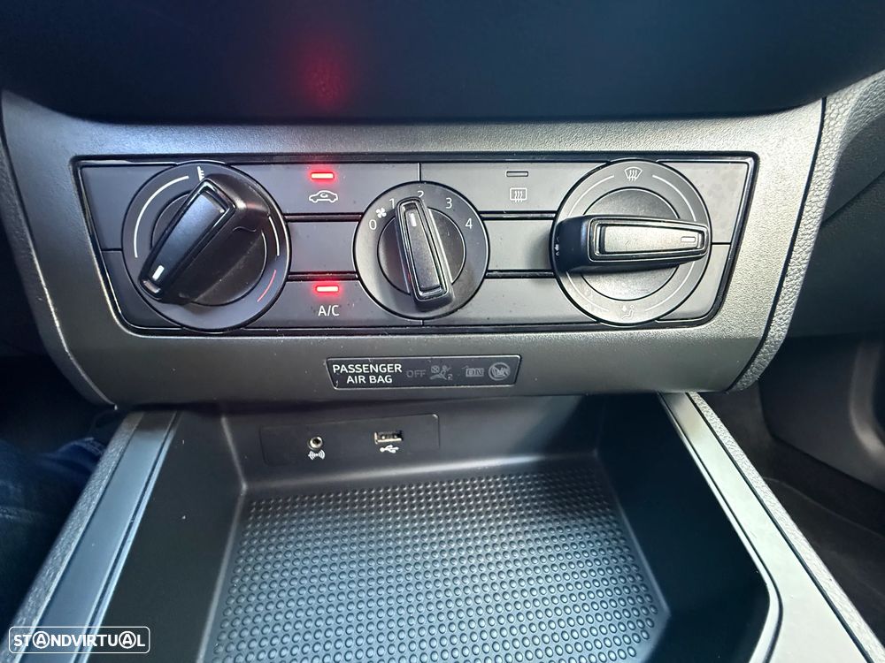 SEAT Ibiza 1.6 TDI Reference - 38