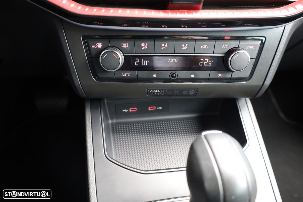 SEAT Ibiza 1.0 TSI FR DSG - 18