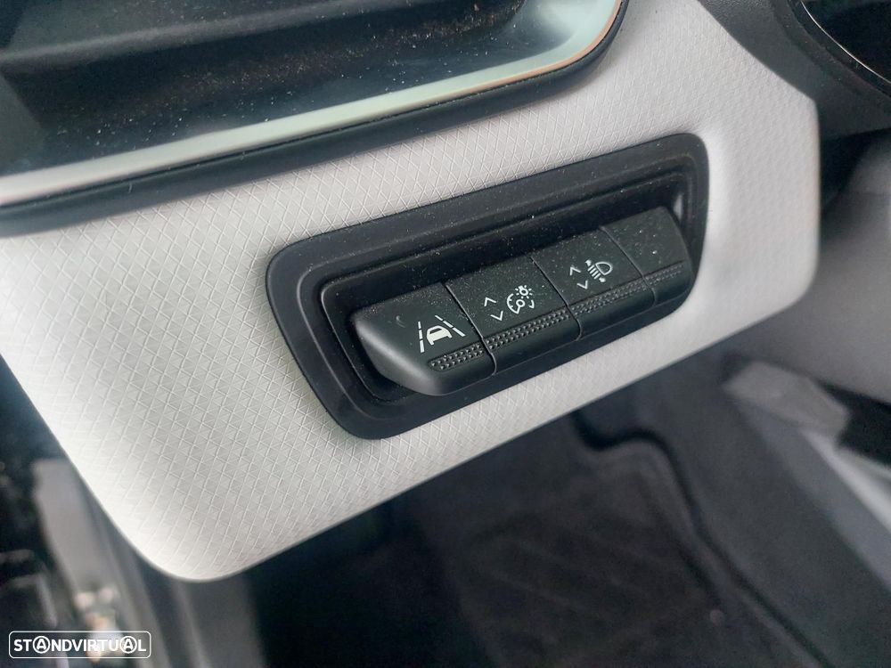 Renault Clio 1.0 TCe Evolution Bi-Fuel - 16