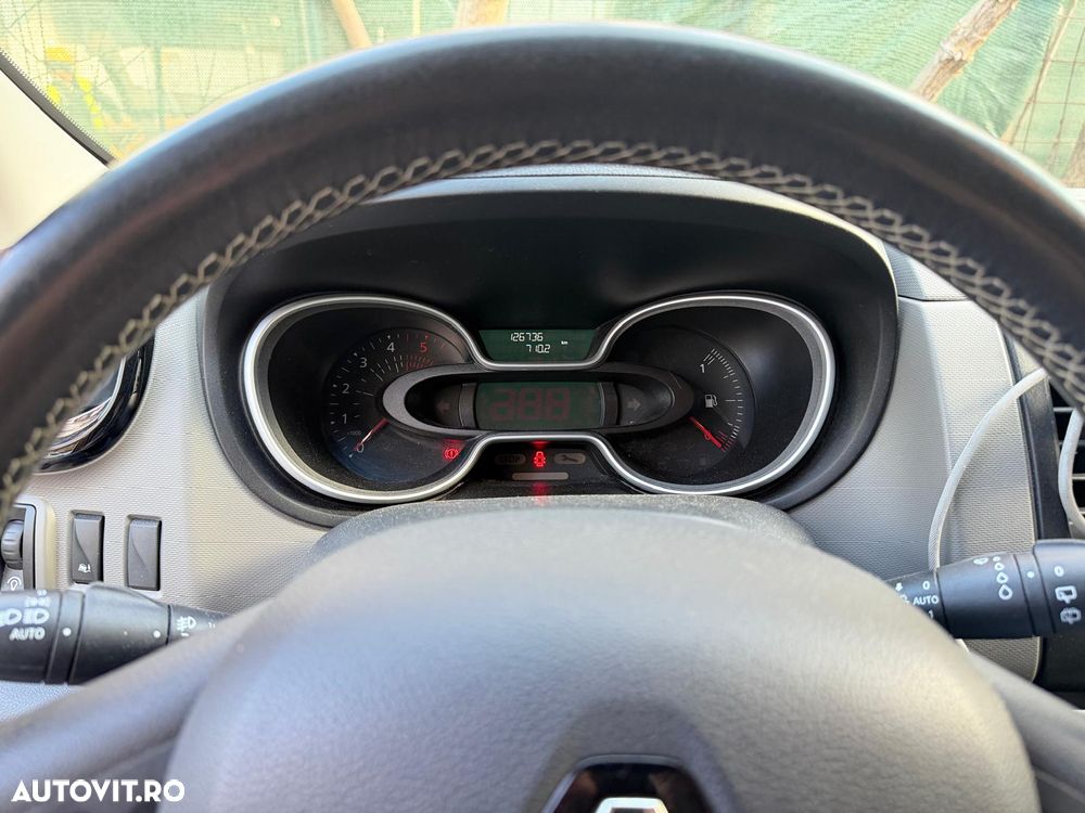 Renault Trafic - 6