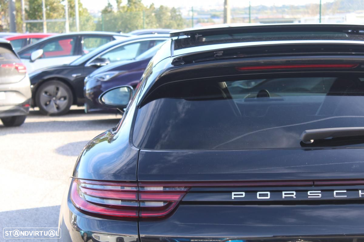 Porsche Panamera Sport Turismo 4 E-Hybrid - 9