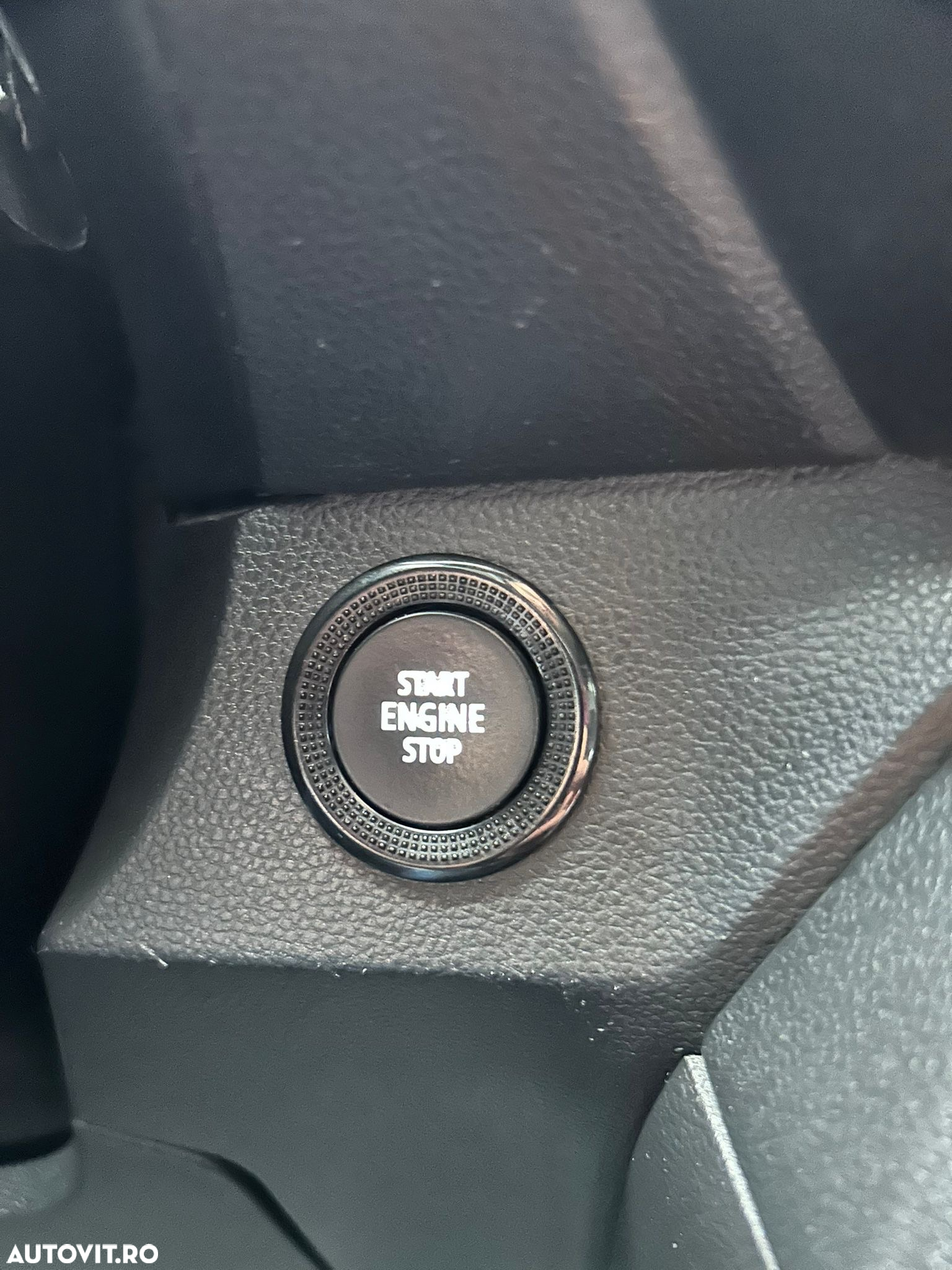 Dacia Logan TCe 90 Essential - 25