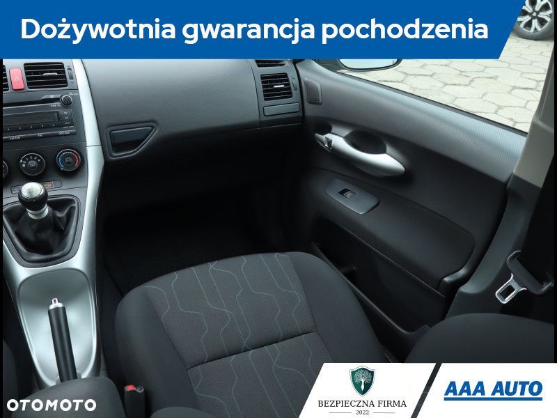 Toyota Auris - 9
