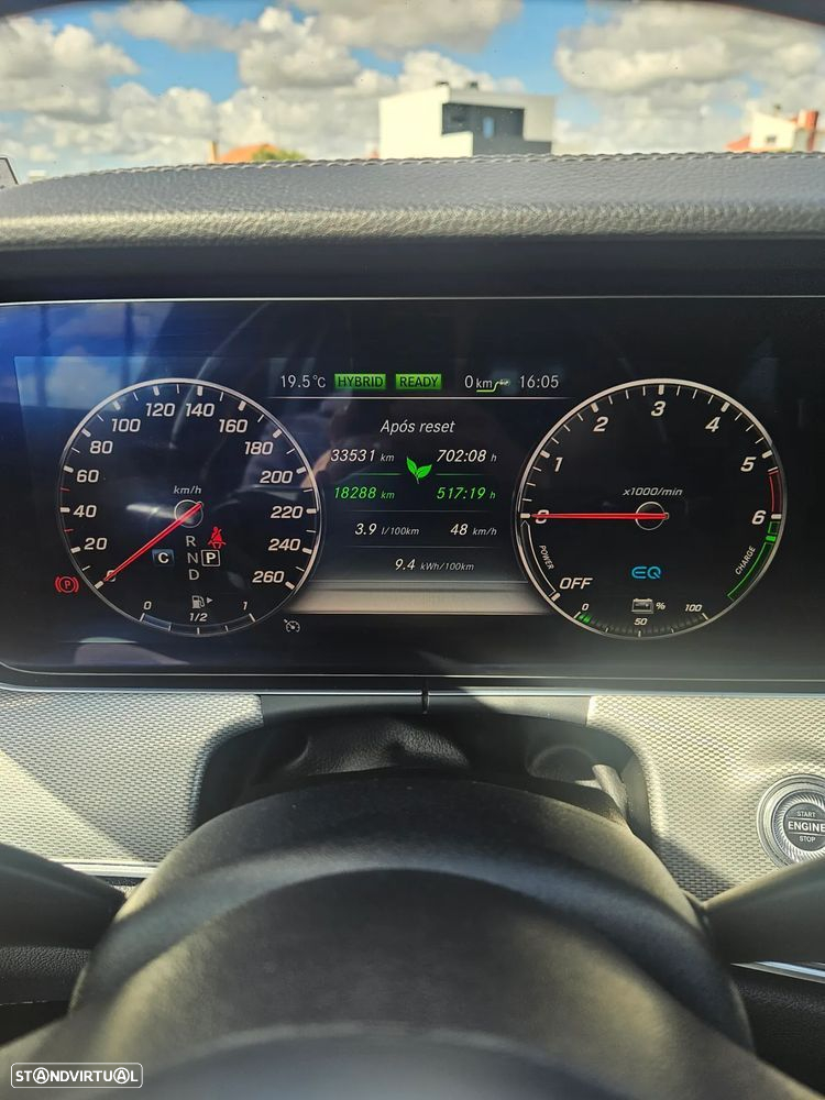 Mercedes-Benz E 300 de AMG Line - 21