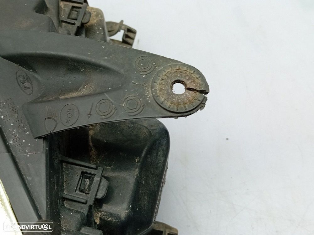 Ótica / farol esquerda FORD Focus II (DA_) - 2