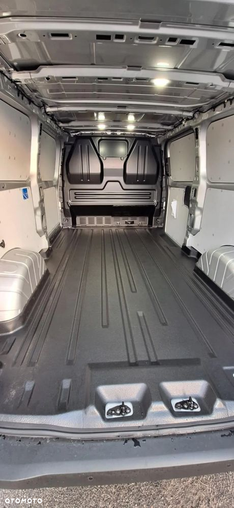 Ford Transit Custom - 5