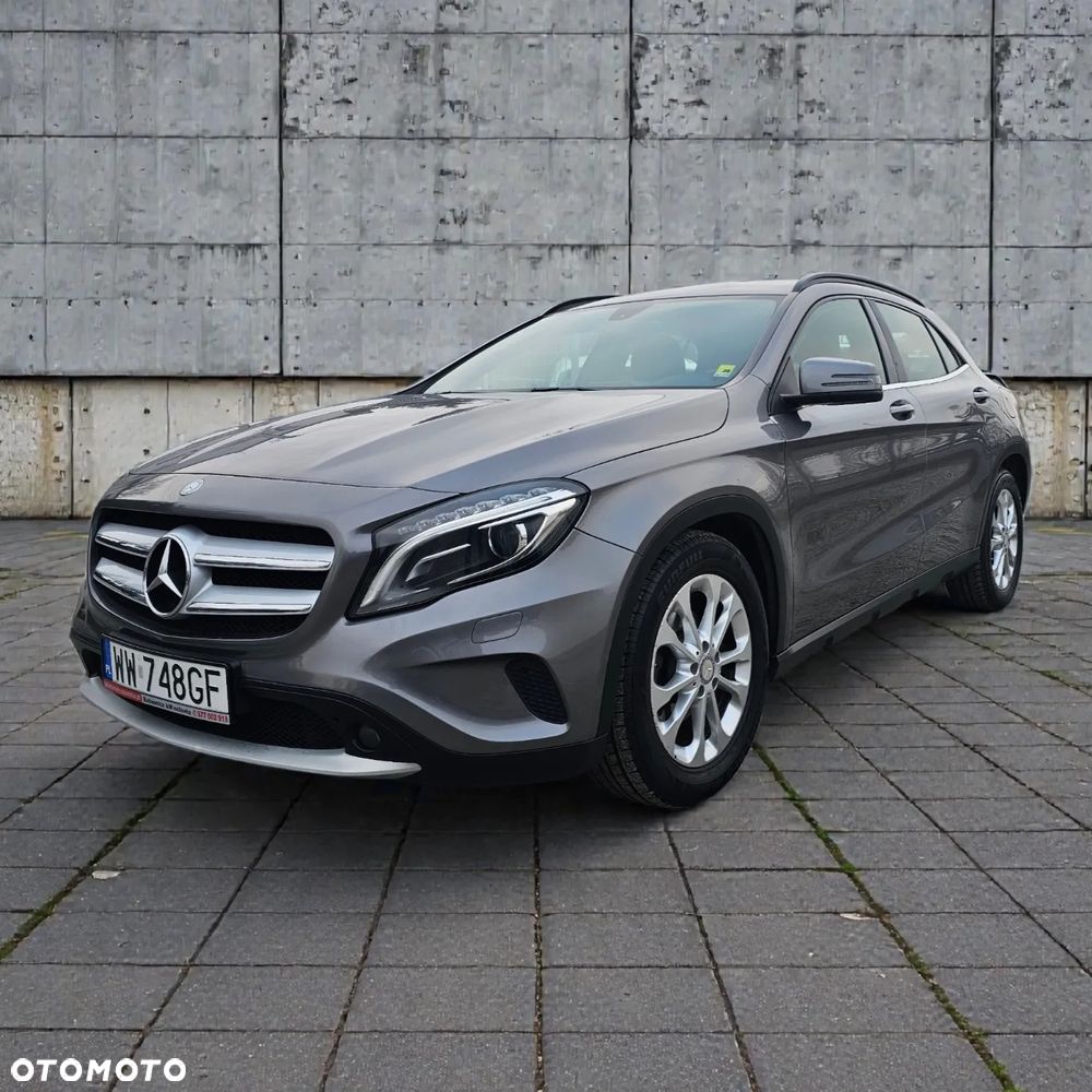 Mercedes-Benz GLA 200 7G-DCT Style - 1