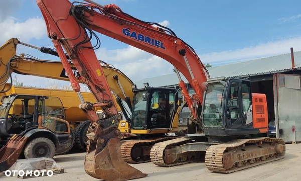 Hitachi ZX225