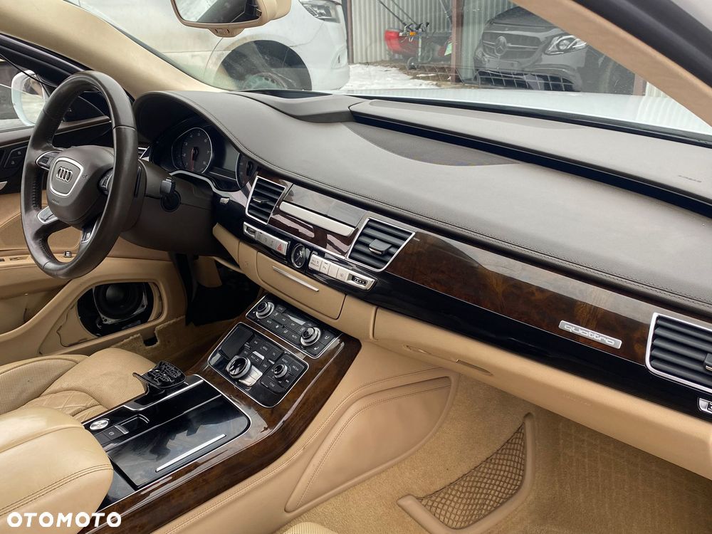 Audi A8 4.0 TFSI L Quattro - 15