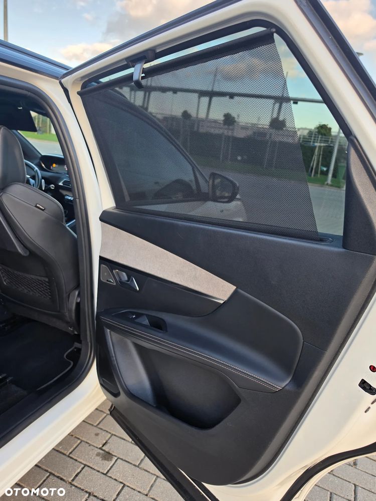Peugeot 5008 2.0 BlueHDi GT S&S EAT8 - 17
