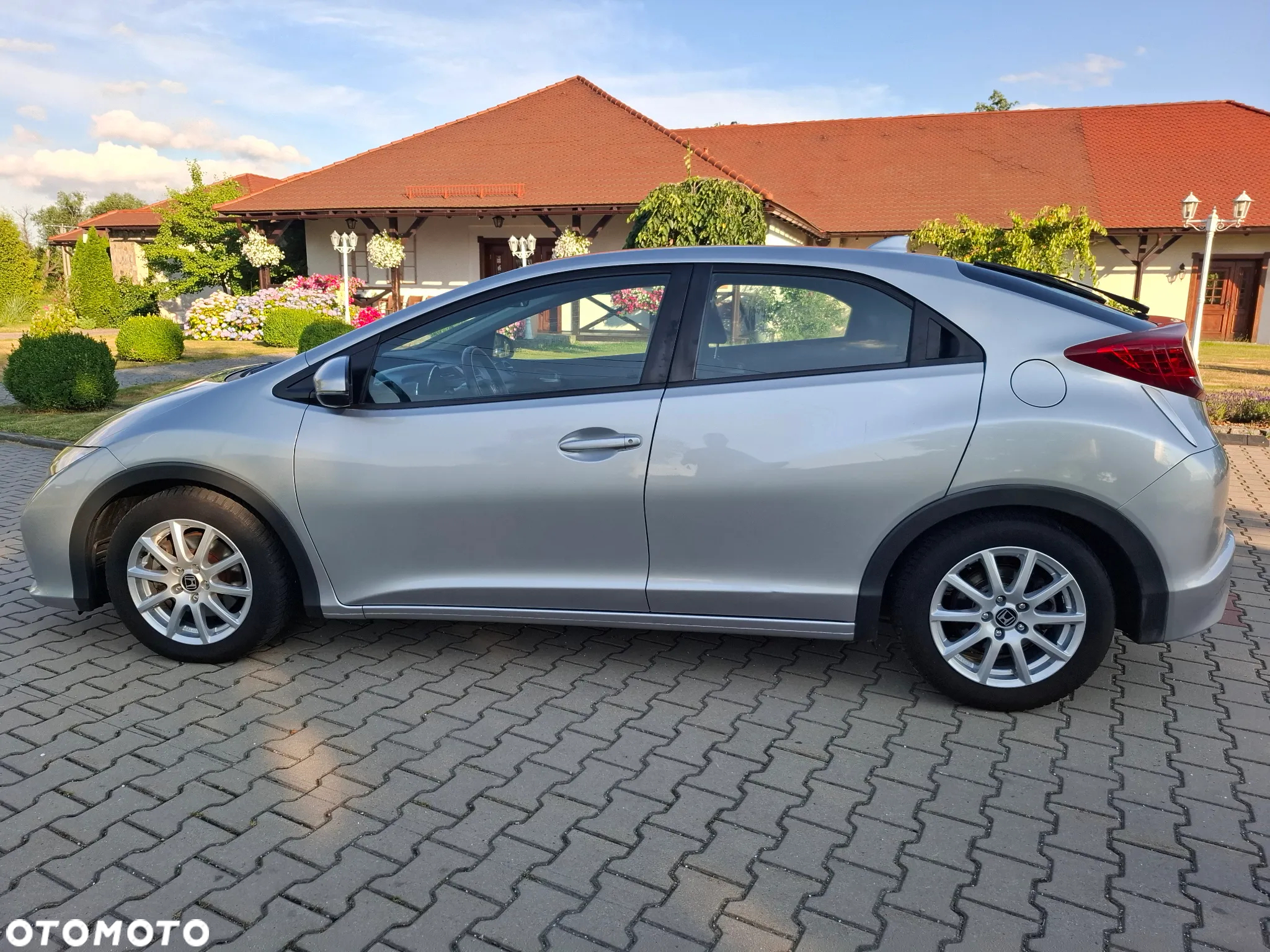 Honda Civic 1.6 i-DTEC Executive Navi - 24