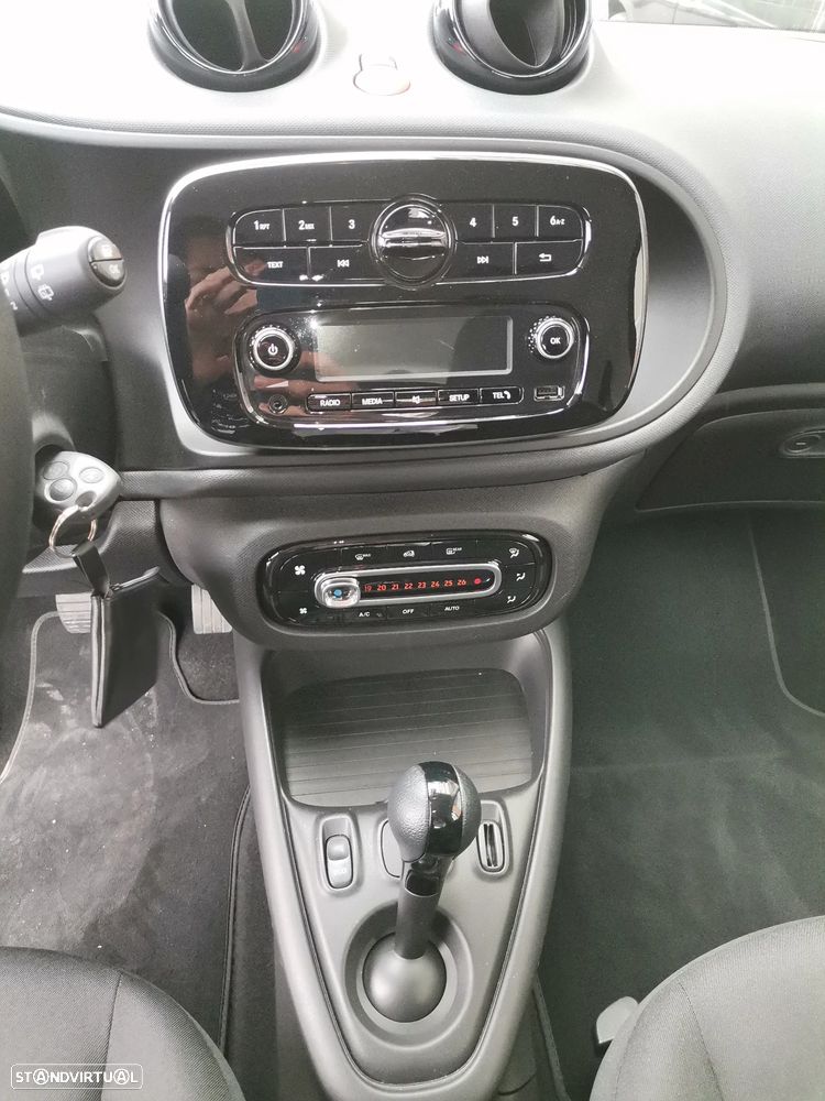 Smart ForTwo Coupé EQ passion - 10