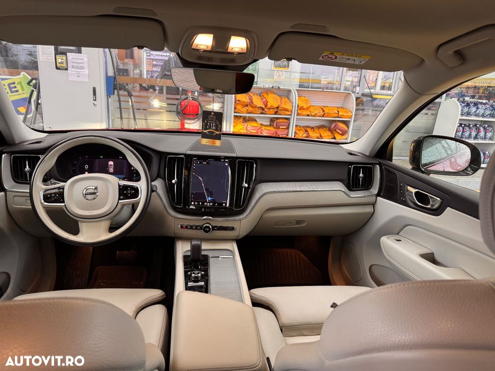 Volvo XC 60 B4 MHEV AT8 AWD Inscription - 8