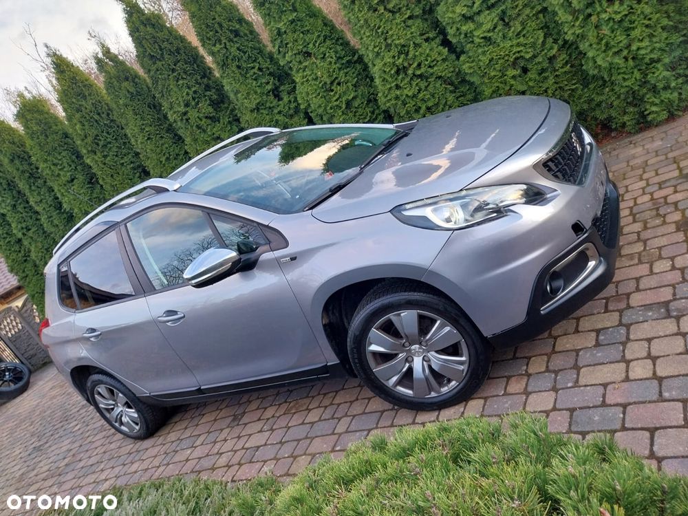 Peugeot 2008 - 5