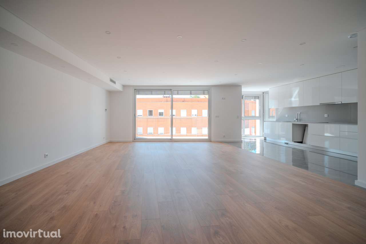 Apartamento T3 no edifício Amorosa Residence - Grande imagem: 2/14