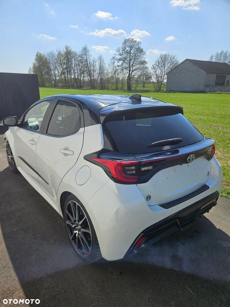 Toyota Yaris Hybrid 1.5 GR Sport - 5