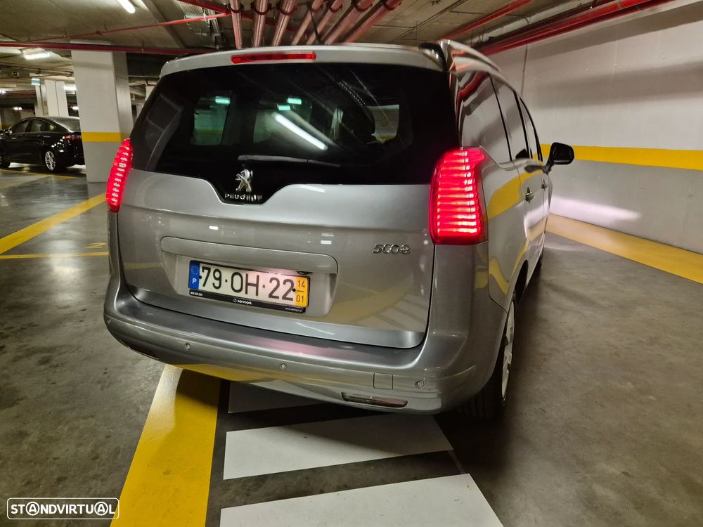 Peugeot 5008 1.6 HDi 7L Allure - 14