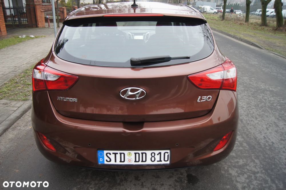 Hyundai i30 1.4 Premium - 6