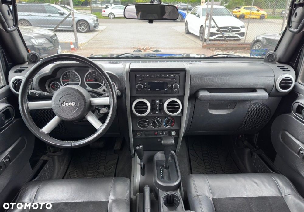 Jeep Wrangler - 15
