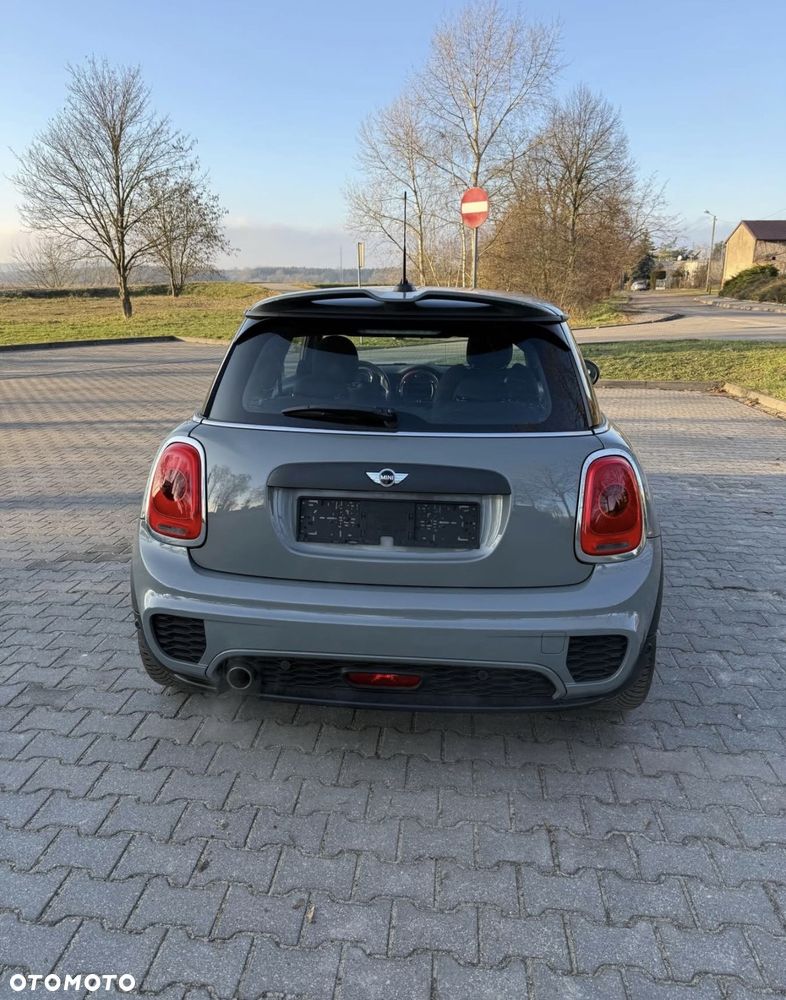 MINI ONE Standard - 5