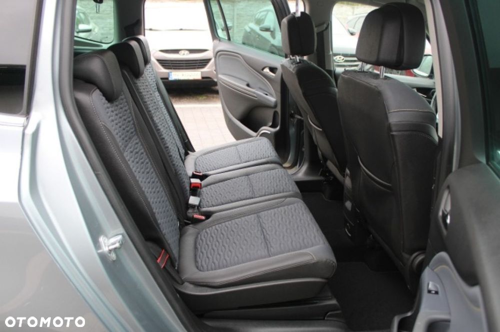 Opel Zafira - 22