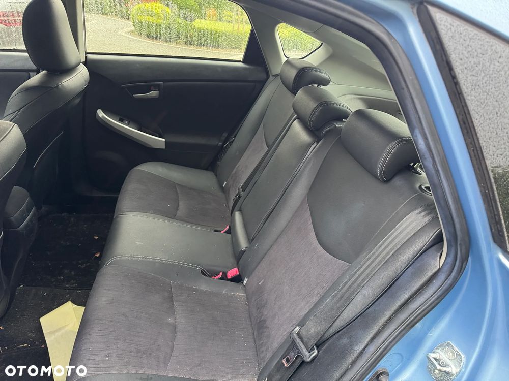 Toyota Prius Plug-in 1.8 HSD Prestige - 35
