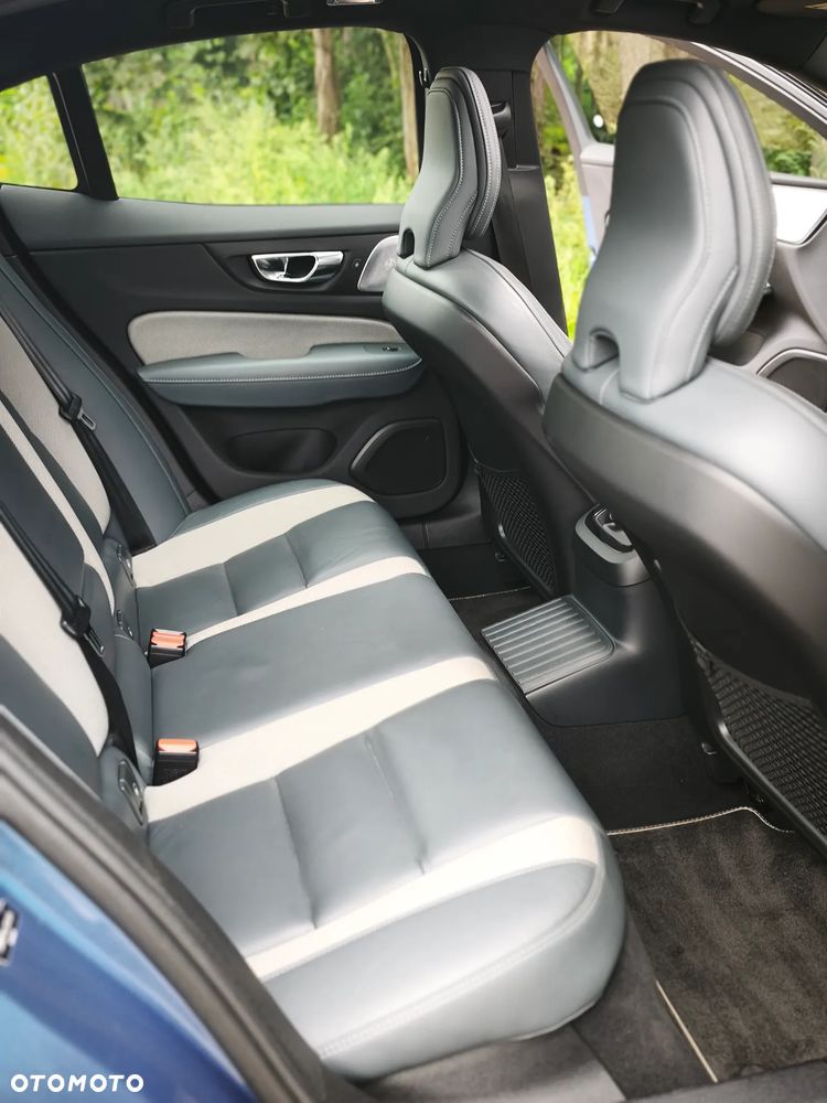 Volvo S60 T8 Recharge AWD Geartronic RDesign - 14
