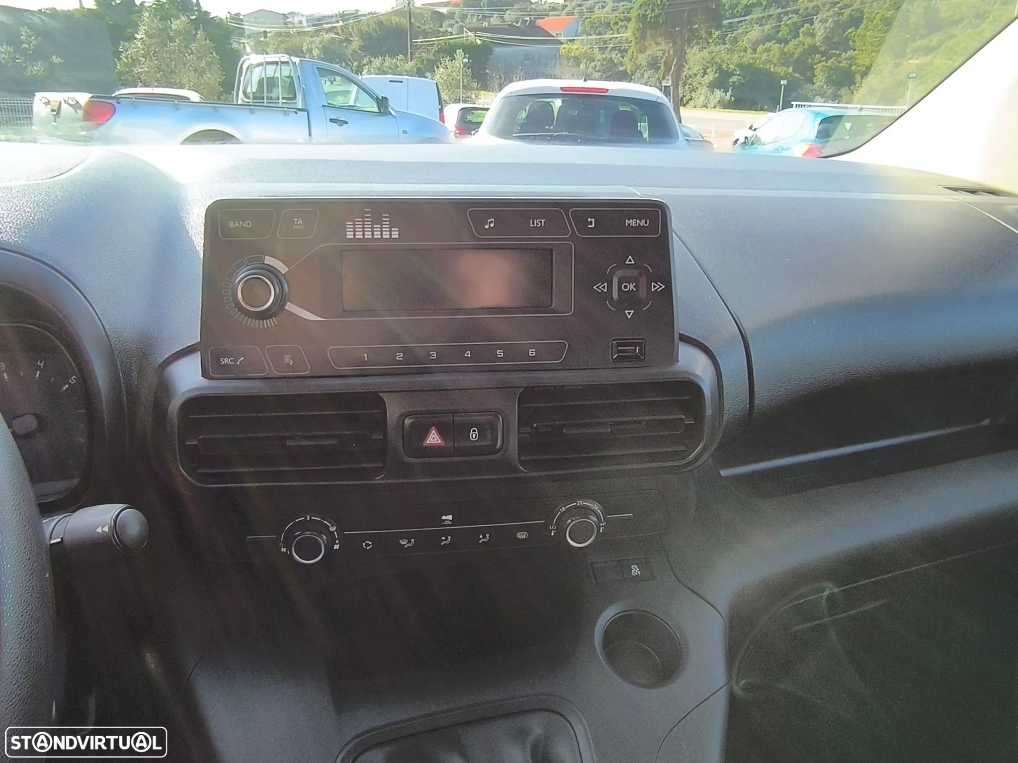 Citroën BERLINGO - 13