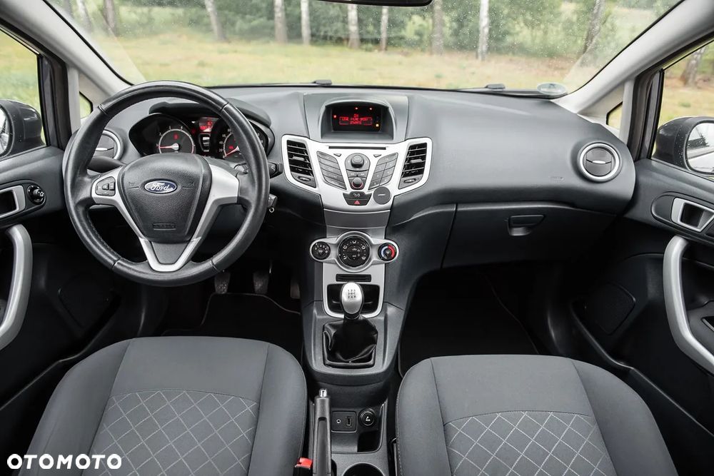 Ford Fiesta 1.25 Titanium X - 5