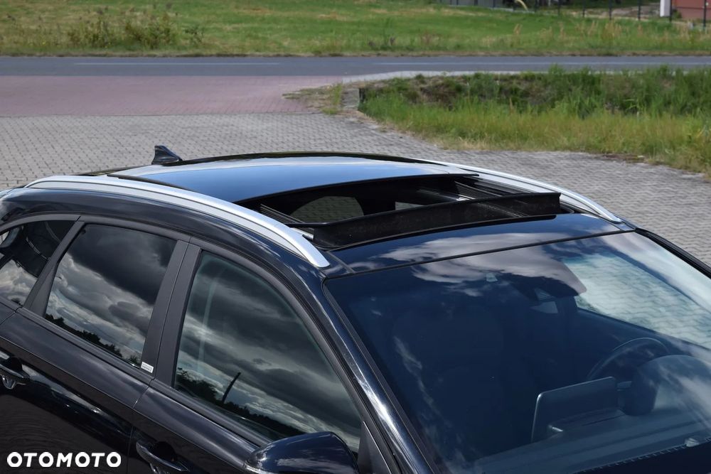 Hyundai i30 1.5 T-GDI 48V Executive DCT - 37