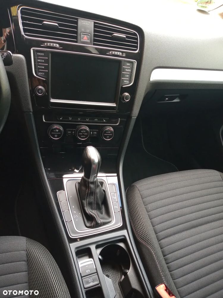 Volkswagen Golf Variant 2.0 TDI BlueMotion Technology DSG Cup - 34