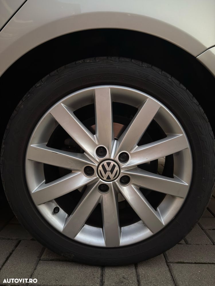 Volkswagen Golf 2.0 TDI DPF DSG Highline - 9