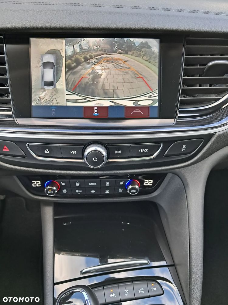 Opel Insignia 2.0 CDTI Cosmo S&S - 34