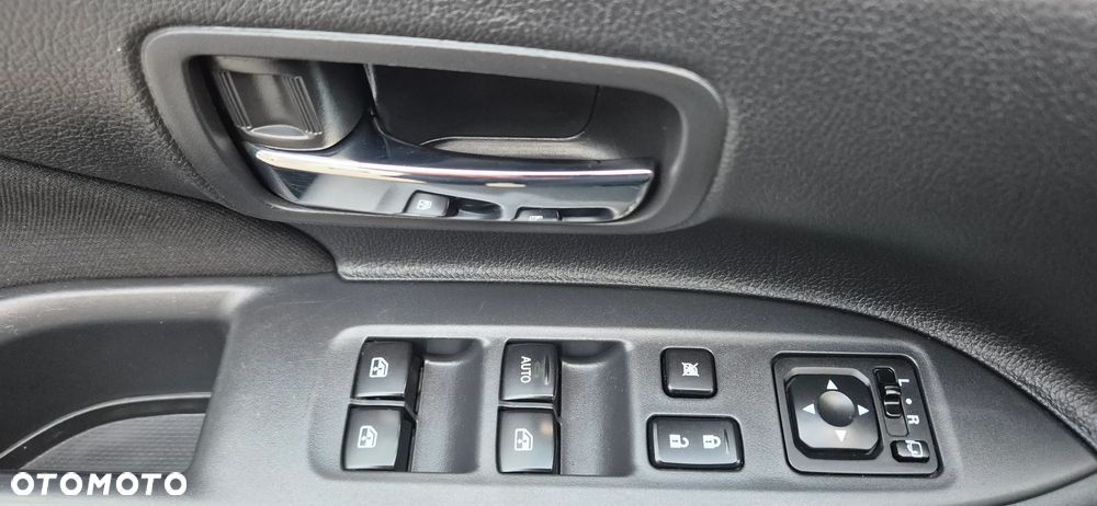 Mitsubishi Outlander 2.0 2WD Diamant Edition - 24