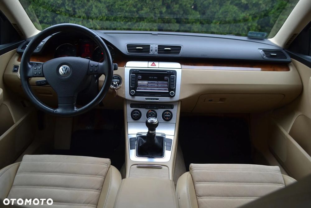 Volkswagen Passat Variant 2.0 TDI Highline - 3