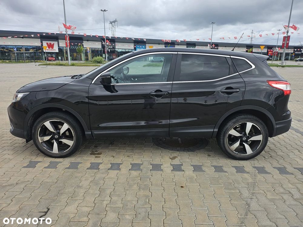 Nissan Qashqai 1.5 dCi N-Connecta EU6 - 11