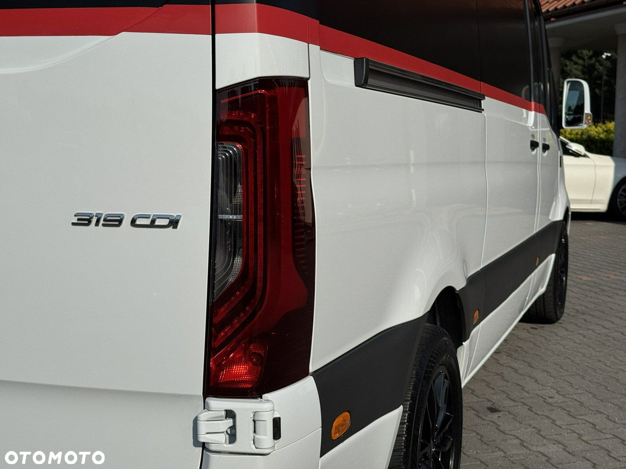 Mercedes-Benz Sprinter - 16