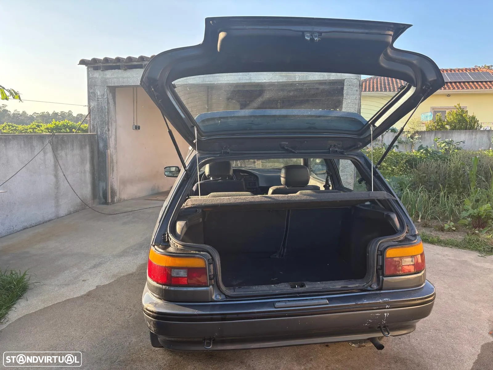Toyota Corolla - 3