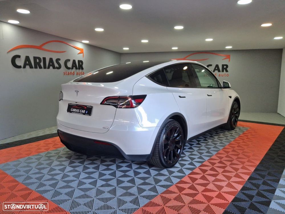 Tesla Model Y 2024 photo 5