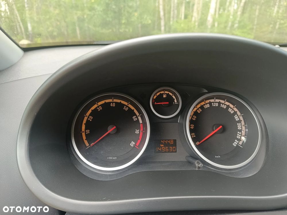 Opel Corsa ver-1-6-turbo-gsi - 9