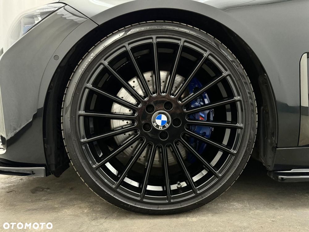BMW Seria 7 - 12